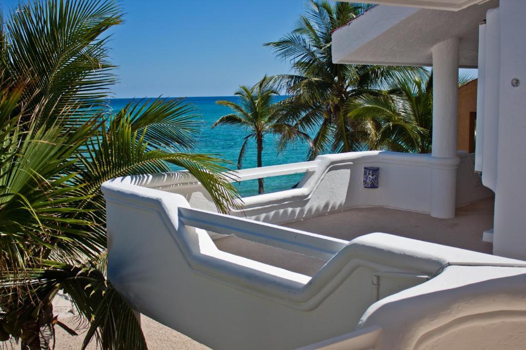 Villas Flamingo Akumal Room photo